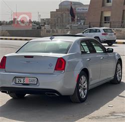 کرایسلەر 300